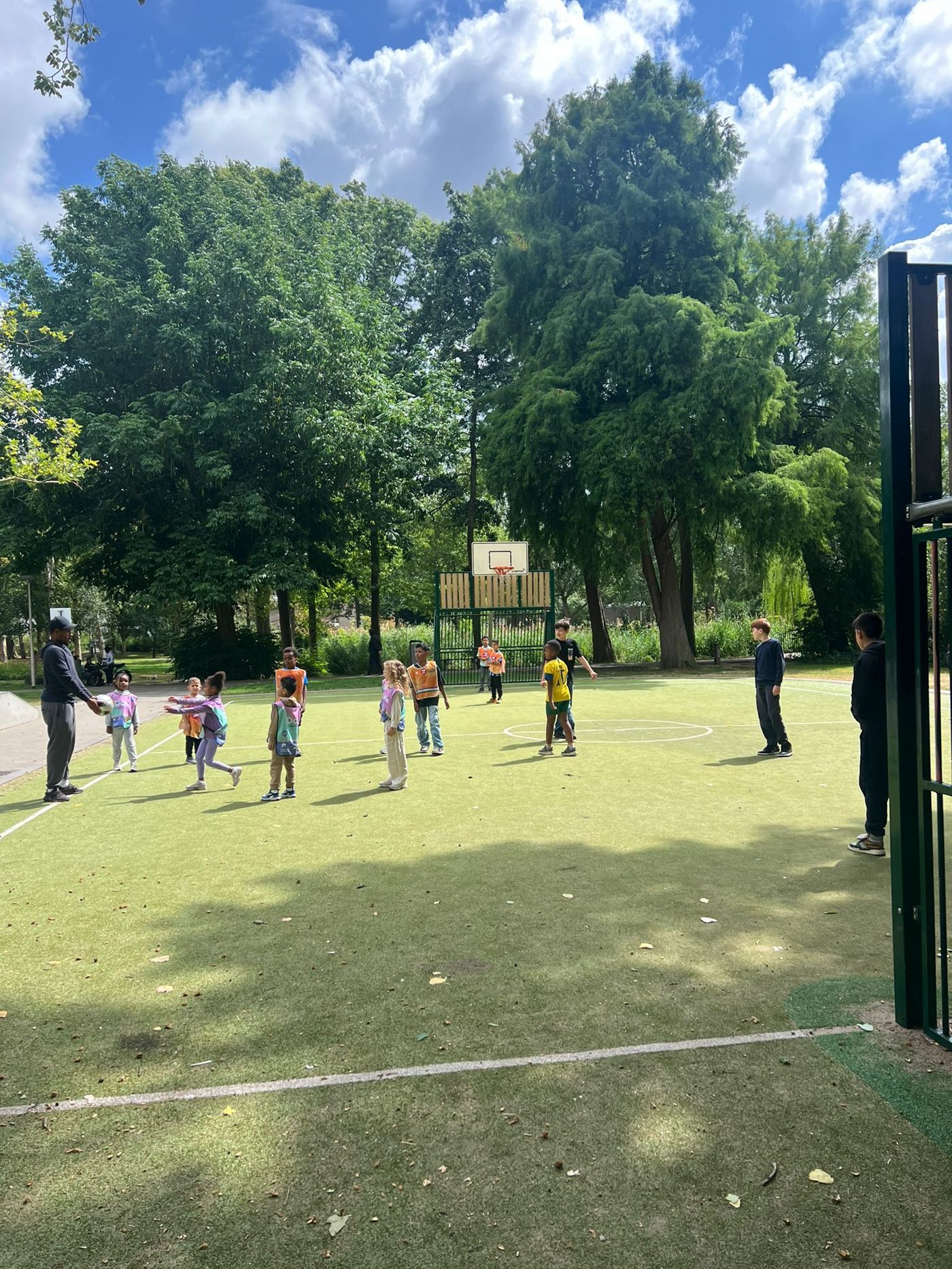 Activiteit van Bewegen op Niveau op het veld